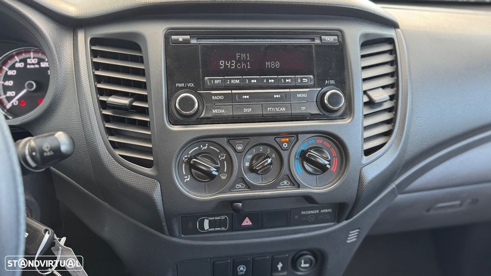 Mitsubishi L-200 Cabine dupla 2WD - 16