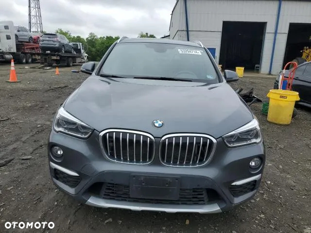 BMW X1 - 5