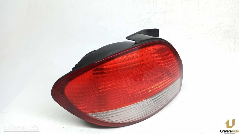 FAROLIM TRASEIRO ESQUERDO HYUNDAI COUPE (RD) 1.6 FX - 8