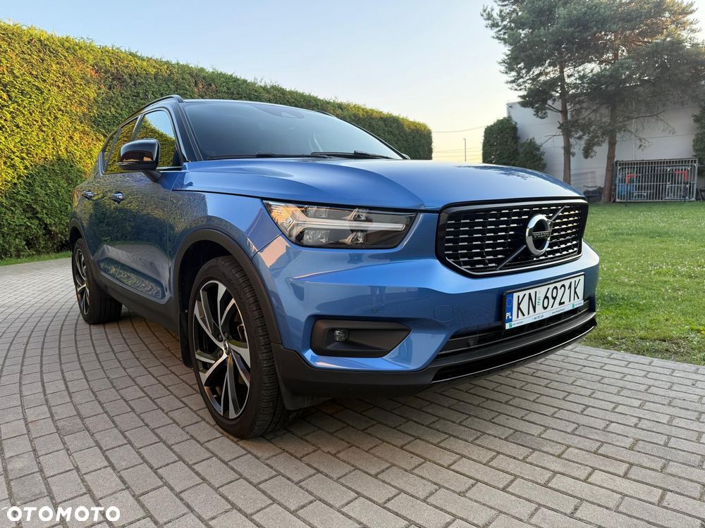 Volvo XC 40 T5 AWD R-Design - 4