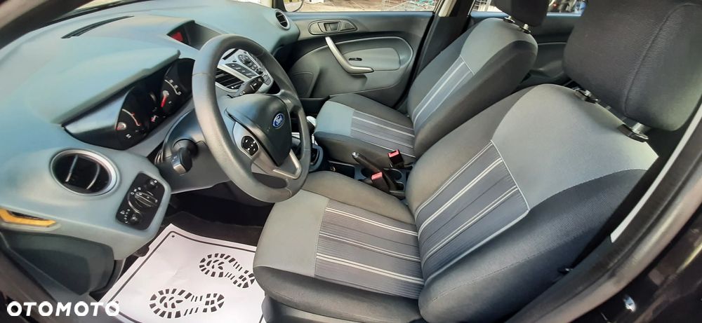 Ford Fiesta - 27
