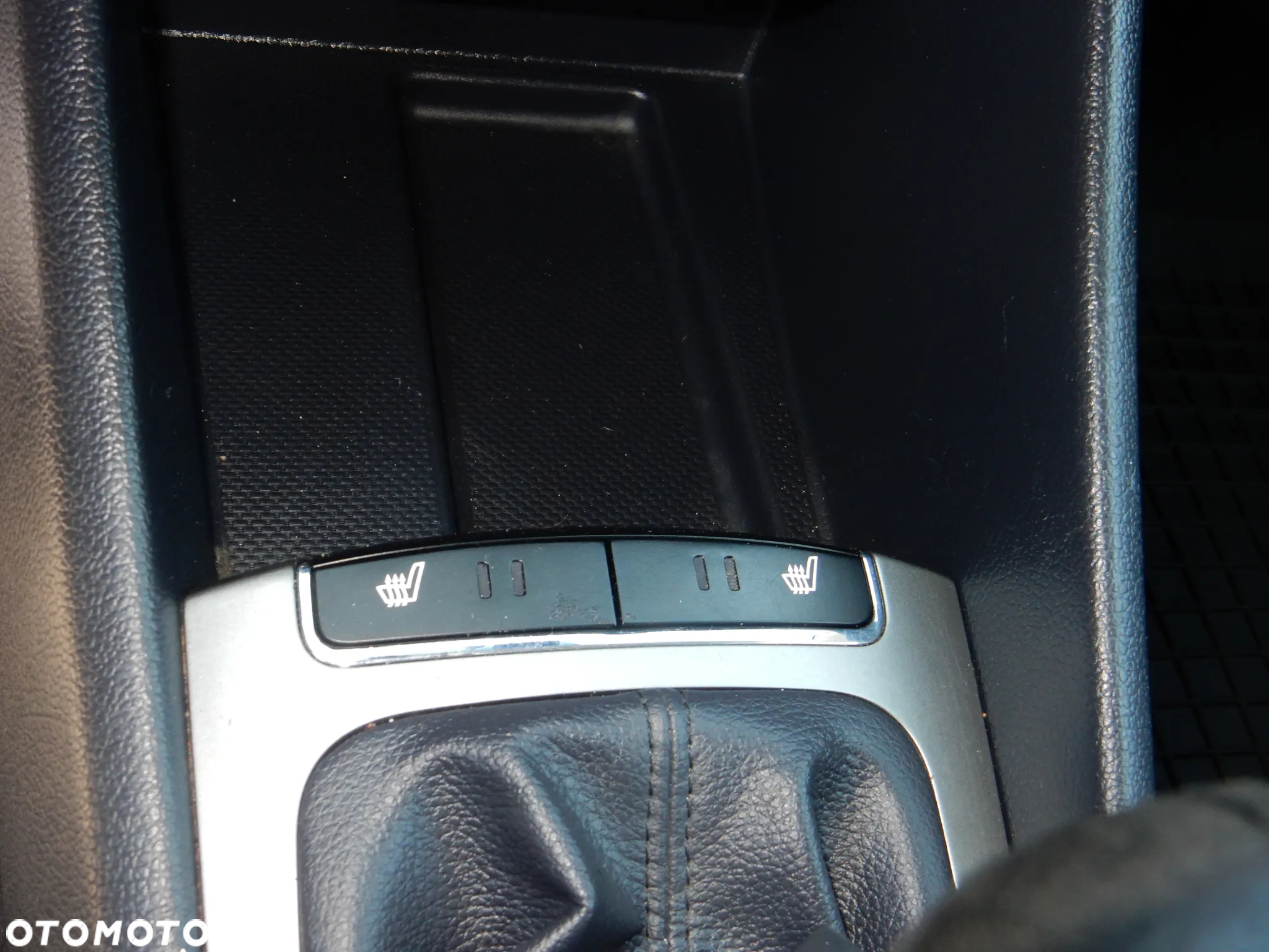 Kia Rio - 11