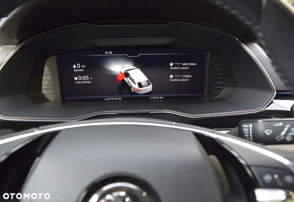 Skoda Superb 1.4 TSI Plug-In Hybrid L&K DSG - 11