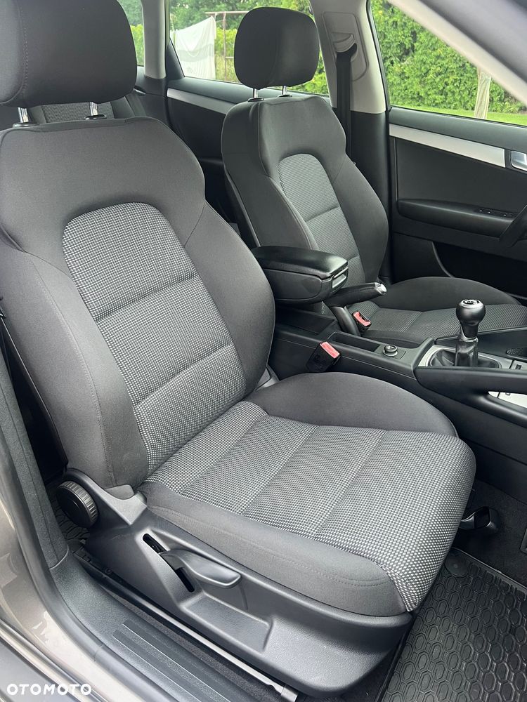 Audi A3 Sportback 2.0 TDI DPF quattro Ambition - 32