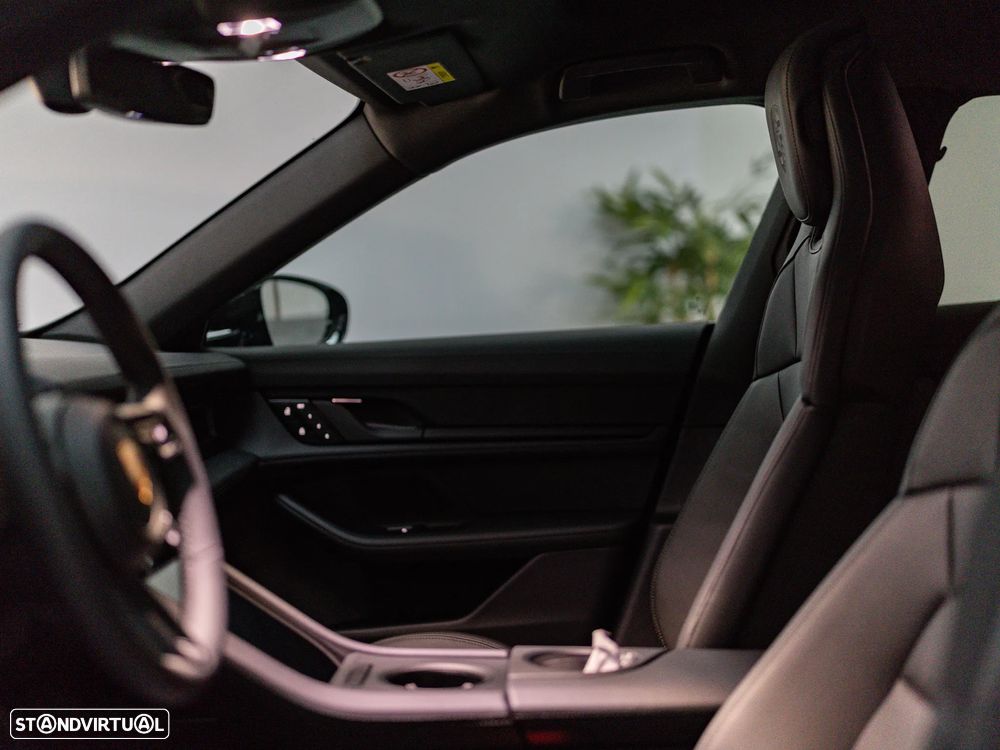 Porsche Taycan Sport Turismo 4S Black Edition - 20