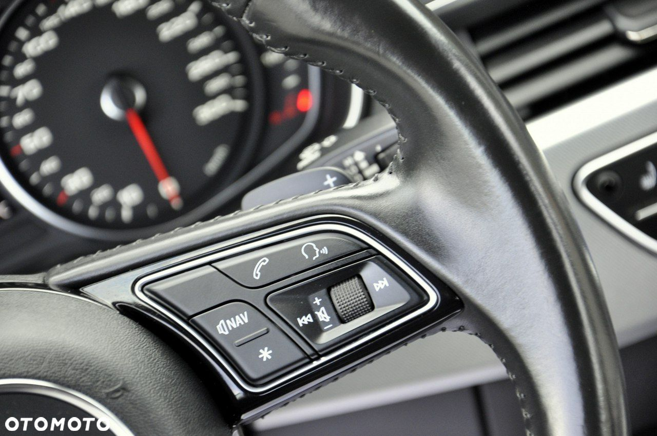Audi A4 Avant 3.0 TDI S tronic design - 14