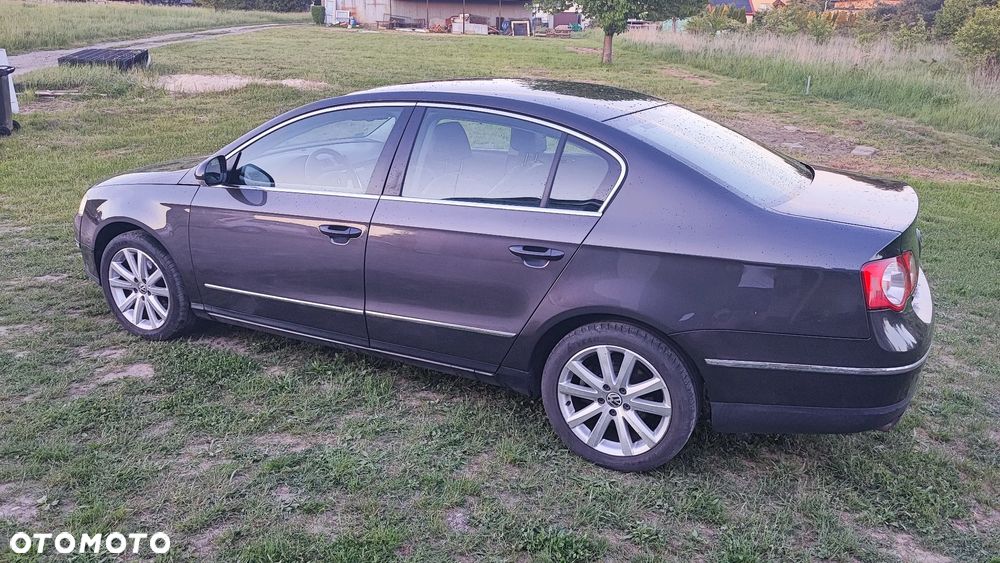 Volkswagen Passat 2.0 TDI DPF Highline DSG - 8