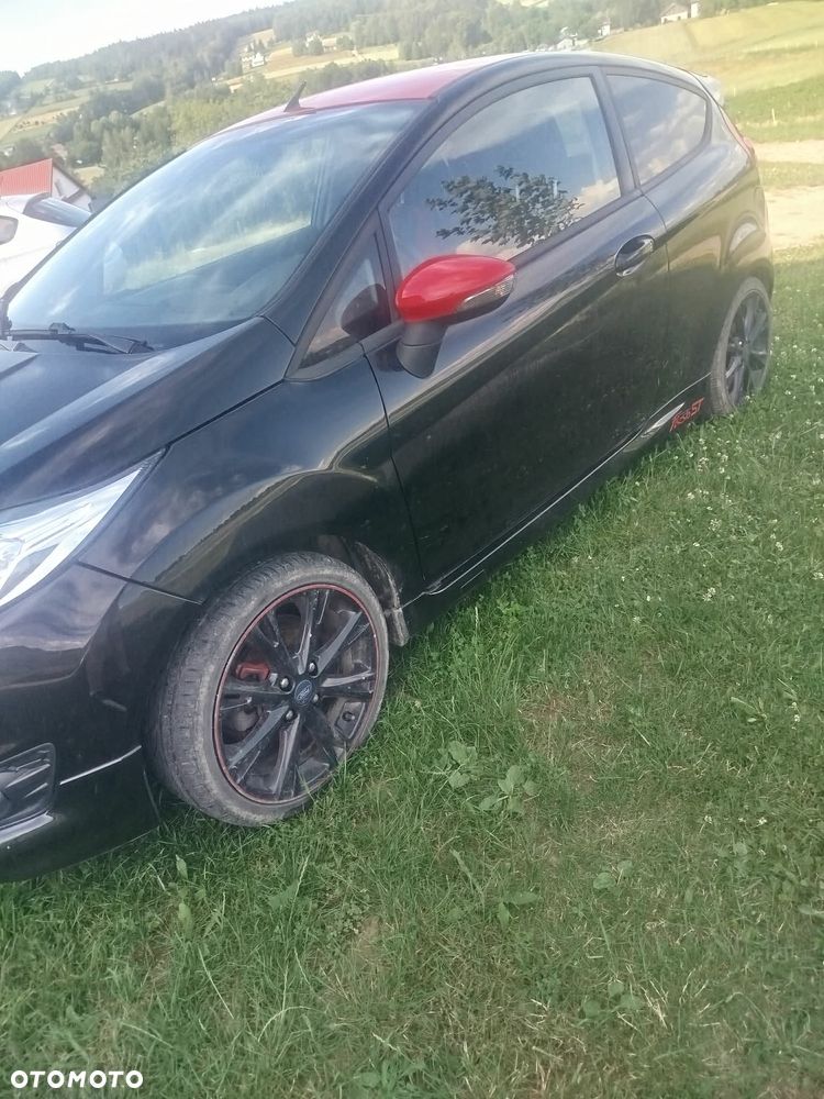 Ford Fiesta - 2