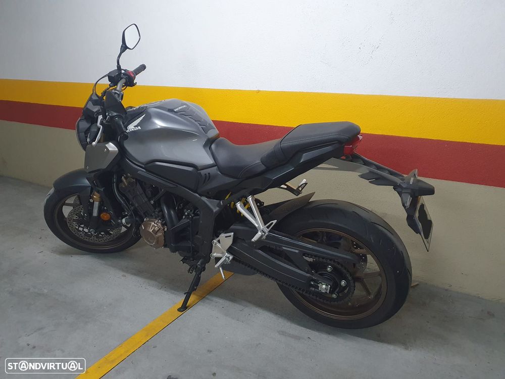 Honda CB 650R - 4