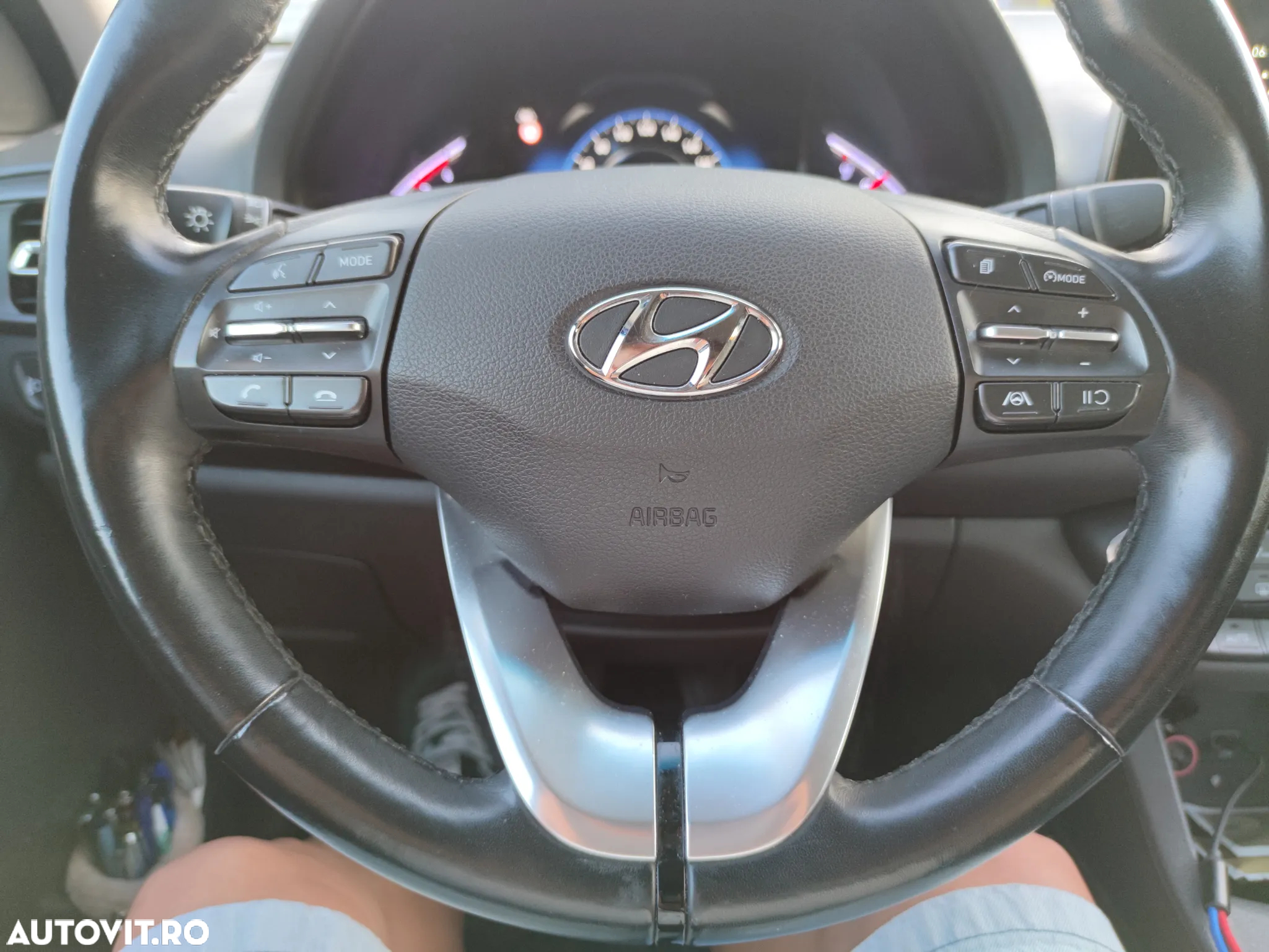 Hyundai i30 1.6 CRDI EDITION 30 - 6