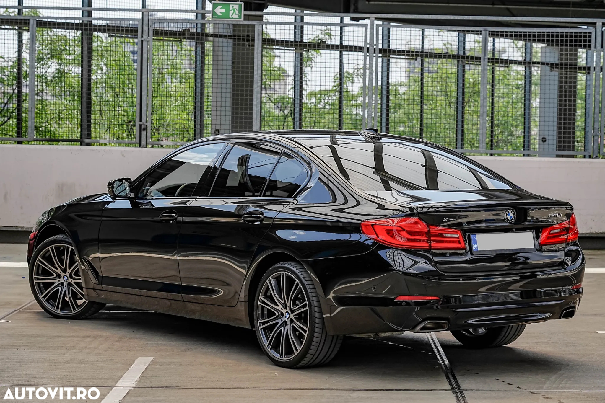 BMW Seria 5 540i xDrive Aut. Sport Line - 5