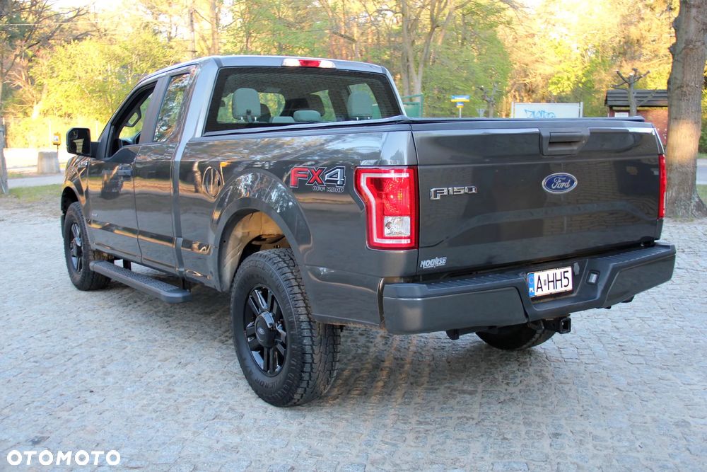 Ford F150 - 8