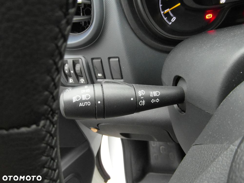 Opel VIVARO L2H2 MAXI - 27