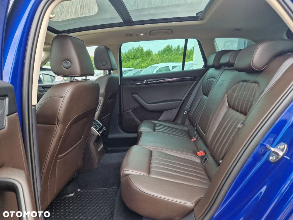 Skoda Superb 2.0 TSI 4x4 DSG L&K - 8