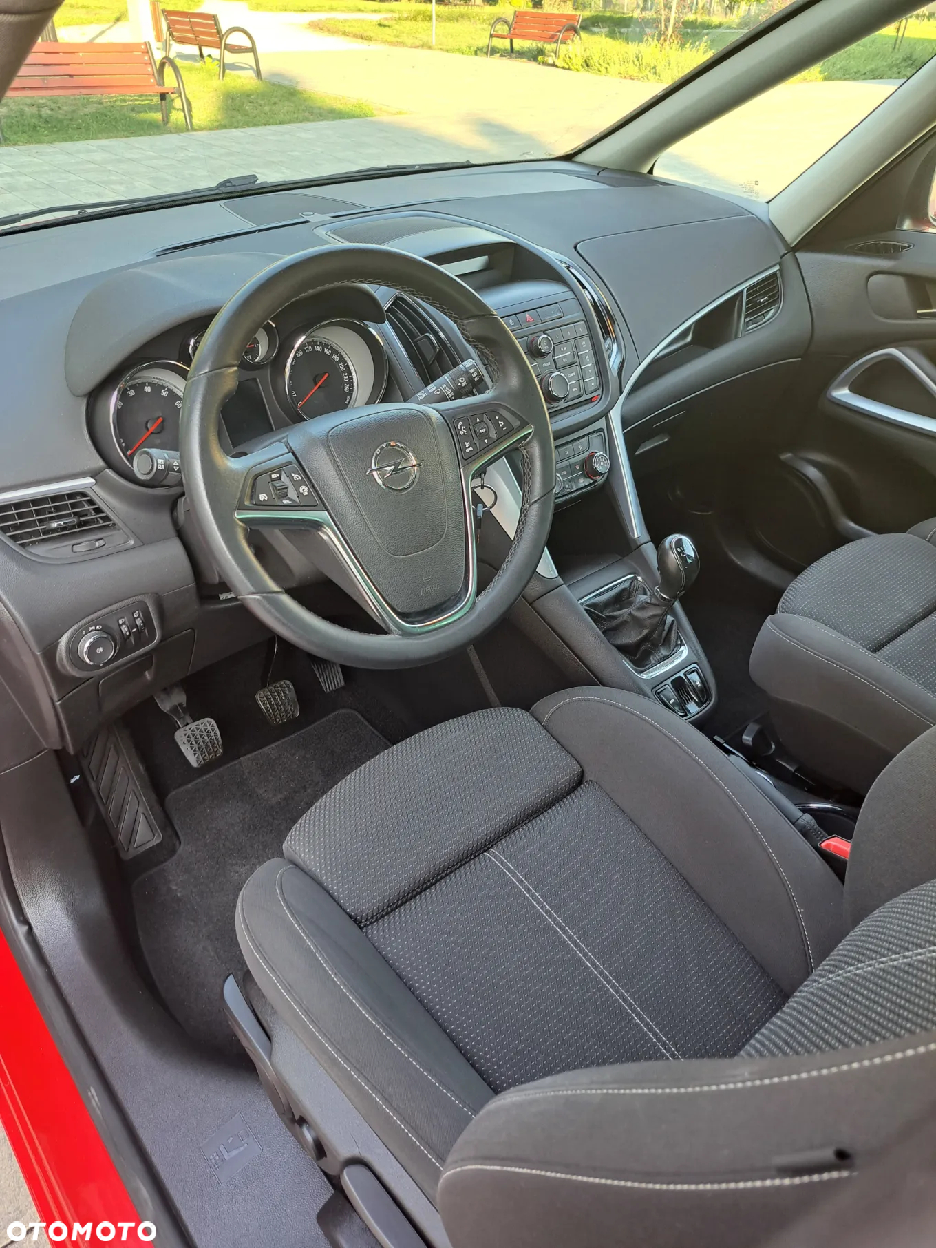 Opel Zafira - 9