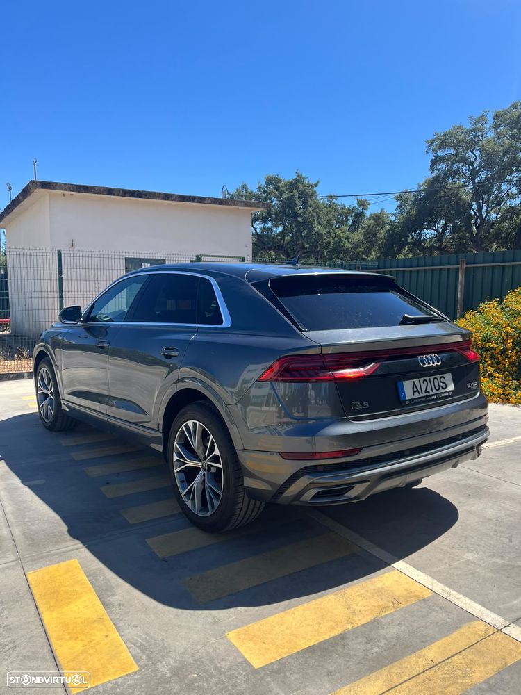 Audi Q8 - 2