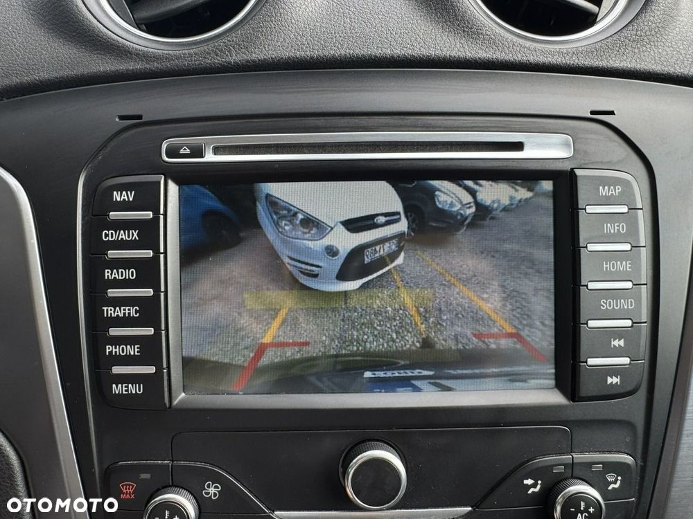 Ford Mondeo 2.0 TDCi Titanium X - 23