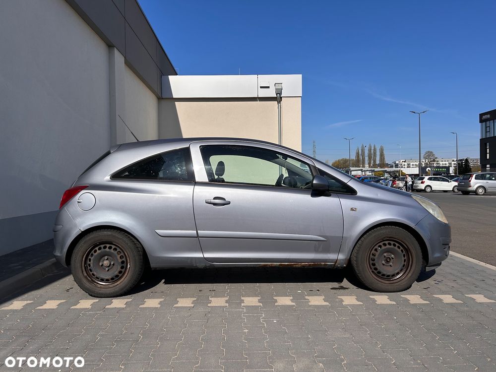 Opel Corsa - 3