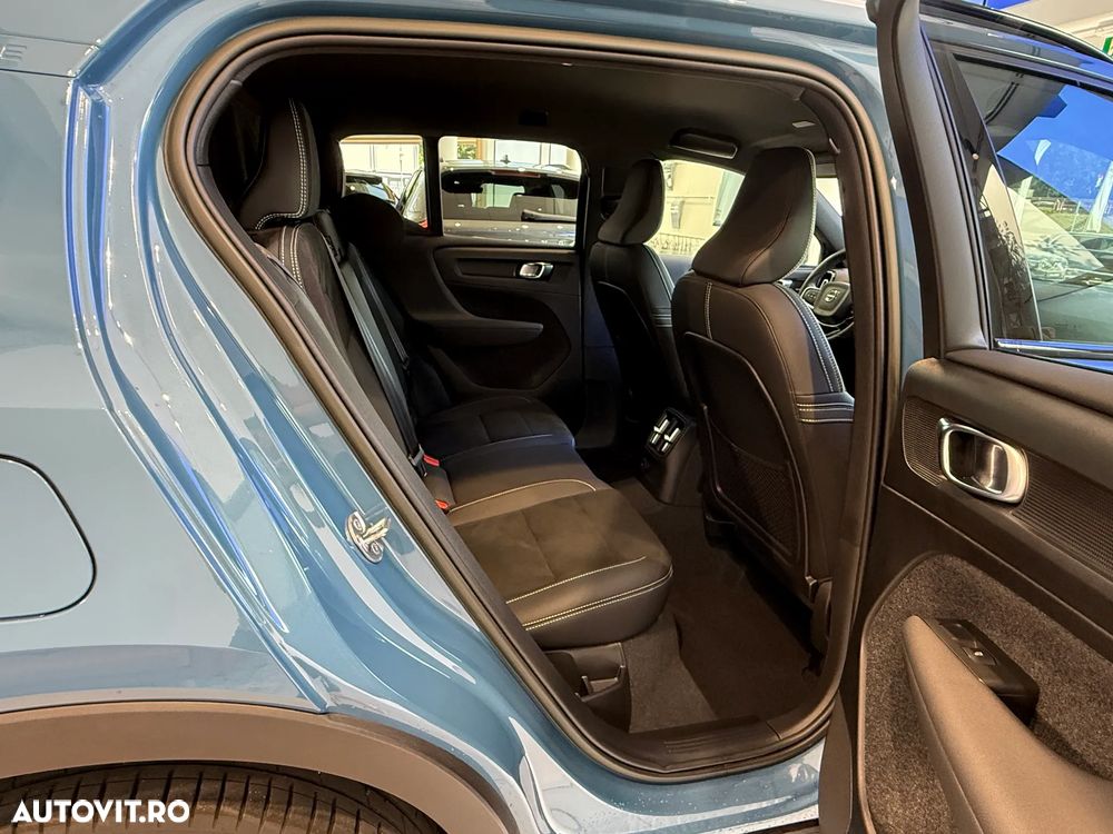 Volvo XC 40 Recharge T5 Twin Engine AT7 R-Design - 27