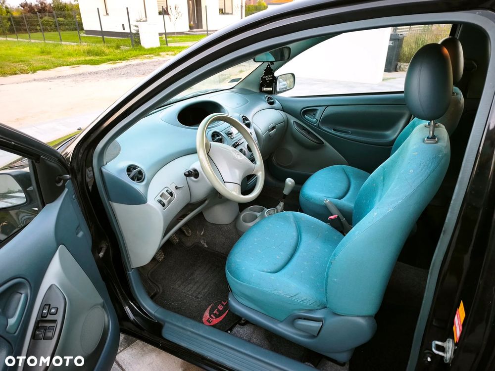 Toyota Yaris 1.0 Pak1 - 9