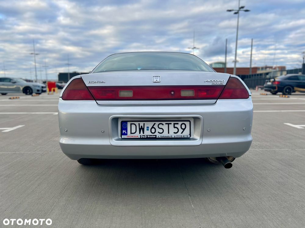 Honda Accord 2.0 ES - 6