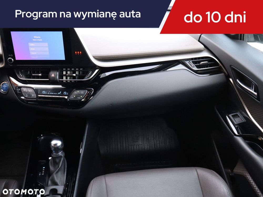 Toyota C-HR - 10