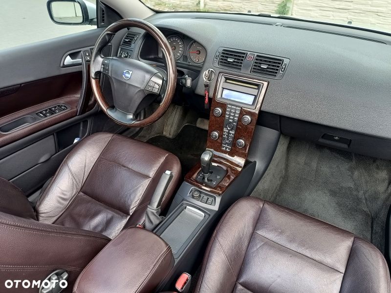 Volvo C70 - 25
