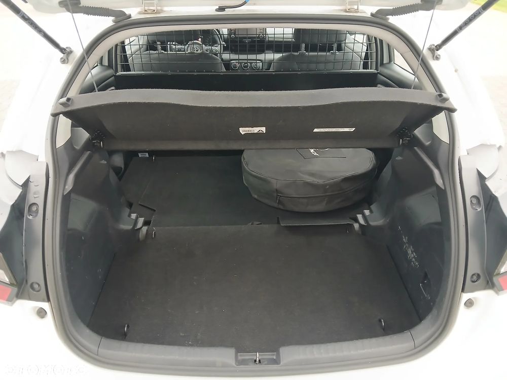 Toyota Yaris 1.5 Comfort - 15