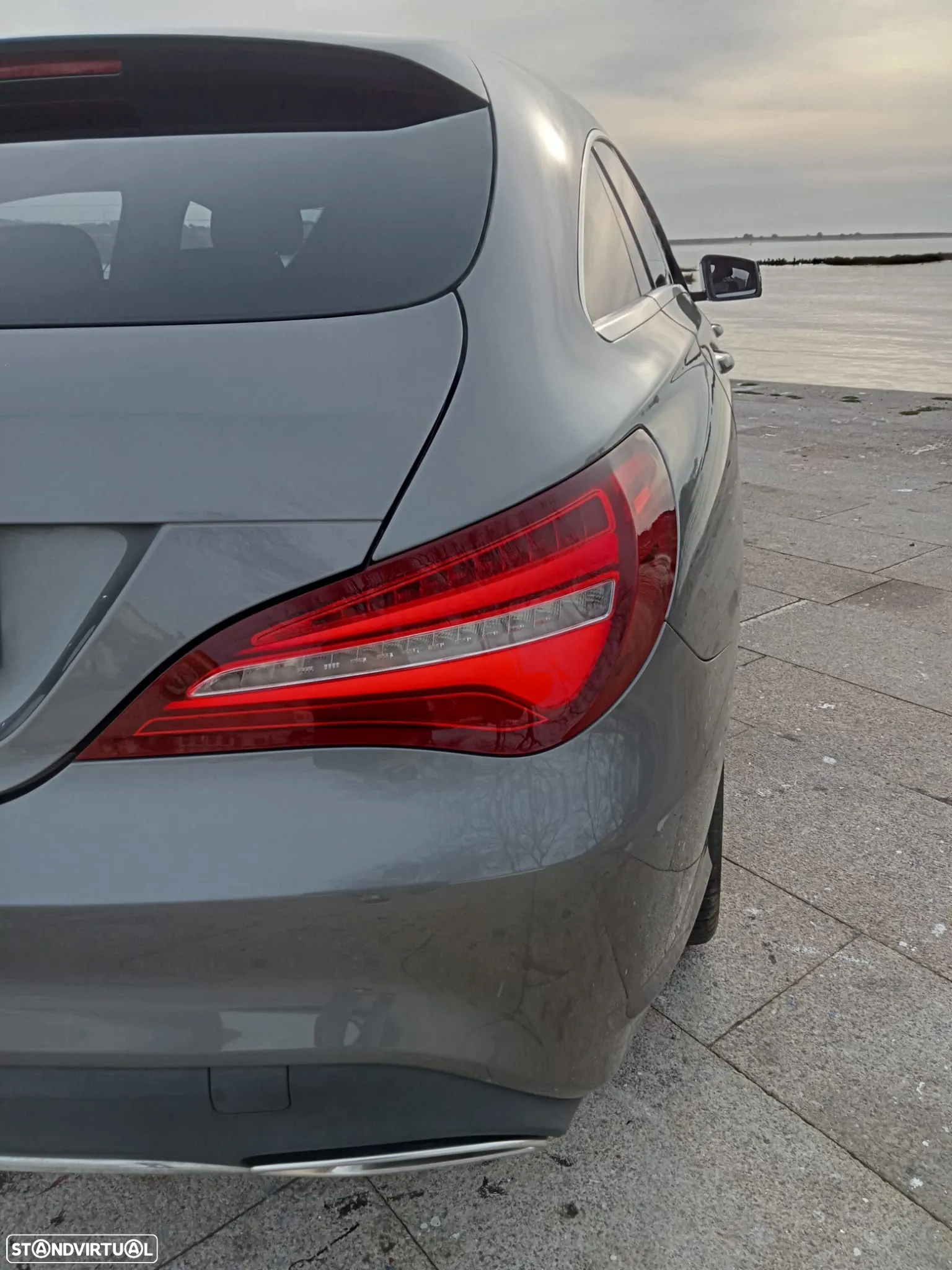 Mercedes-Benz CLA 180 Shooting Brake d 7G-DCT Urban - 37