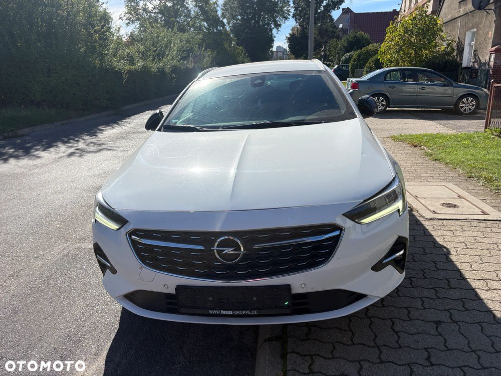 Opel Insignia - 2
