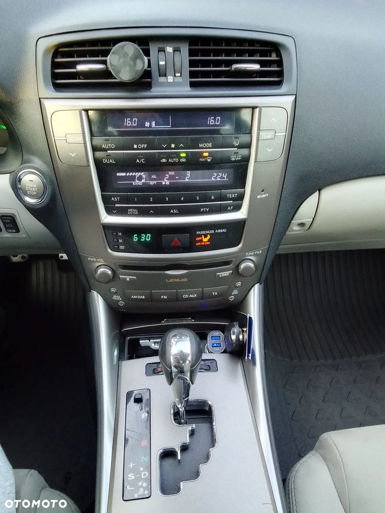 Lexus IS 250 Prestige - 7