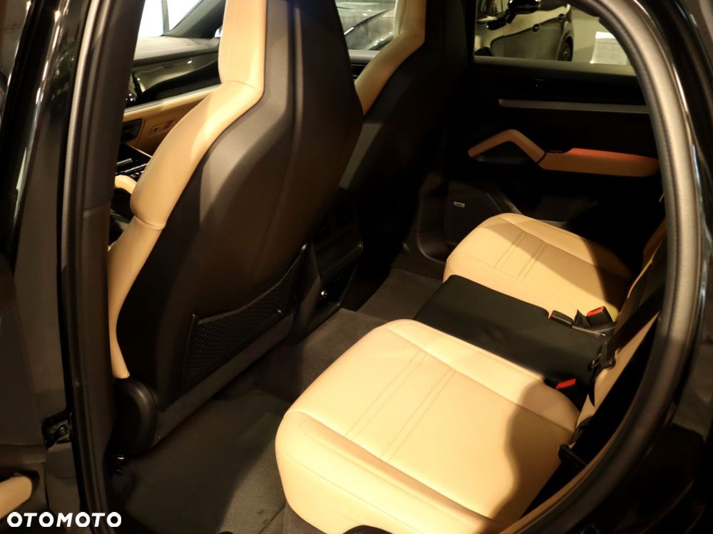 Porsche Cayenne E-Hybrid PHEV - 34