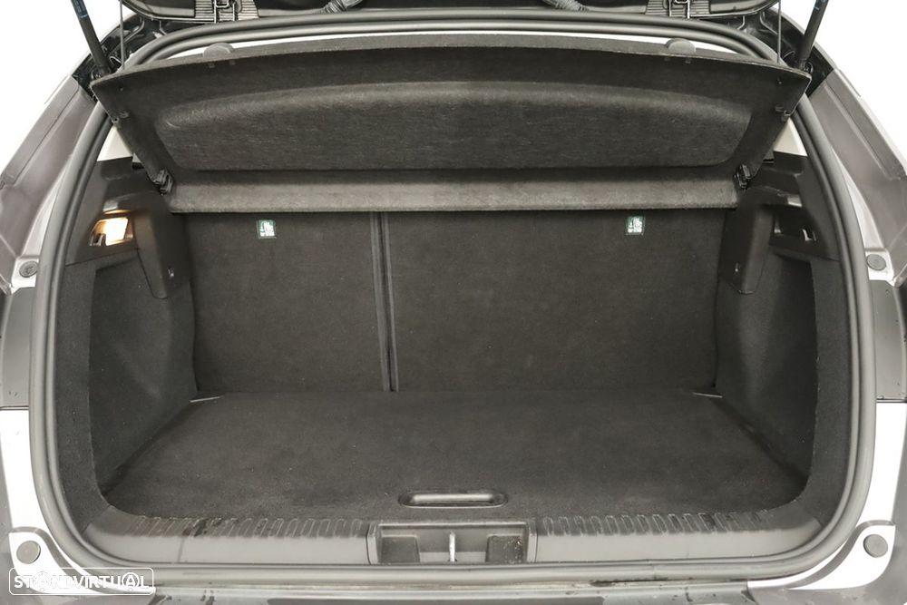 Renault Captur 1.0 TCe Techno - 25