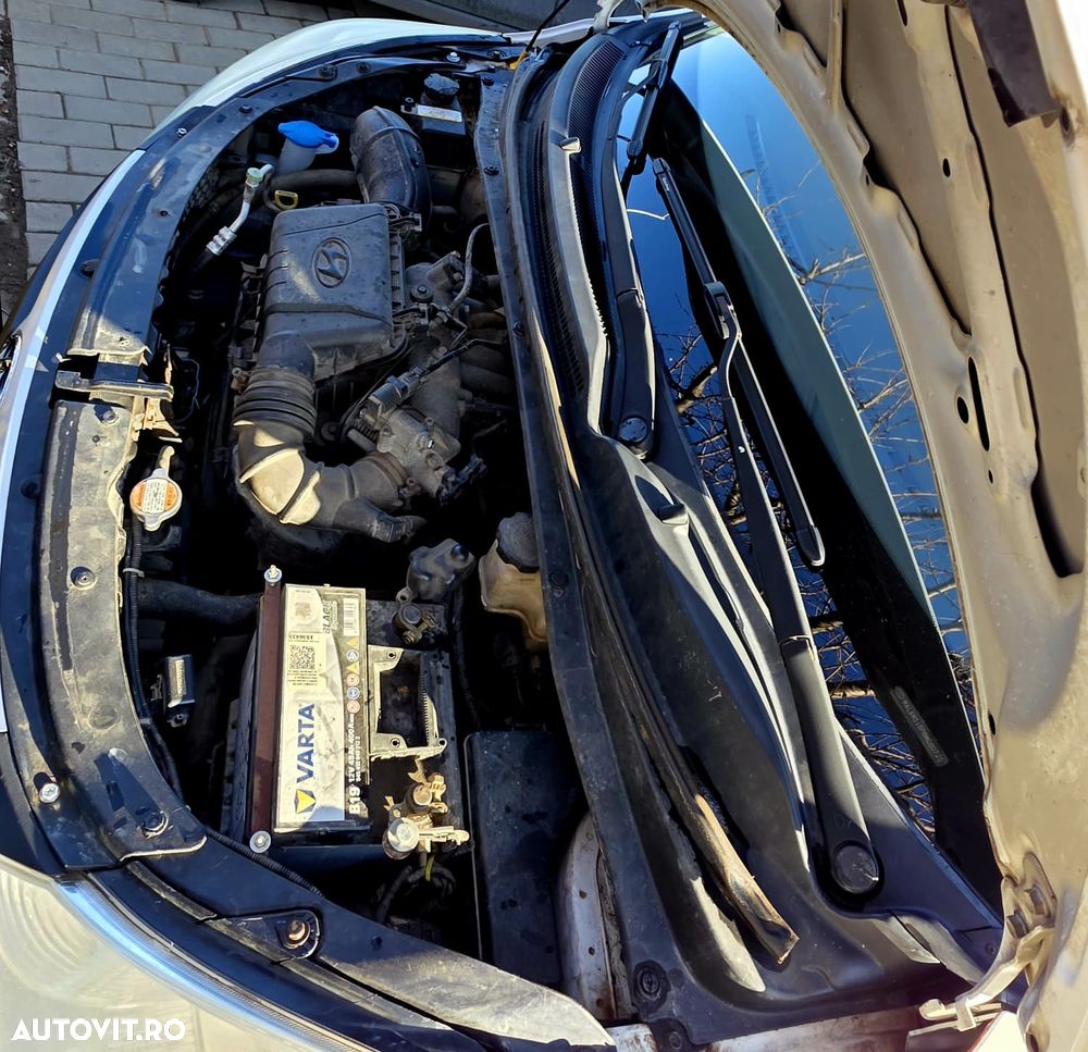 Hyundai i10 1.1 SOHC 5DR GL CLASSIC - 22