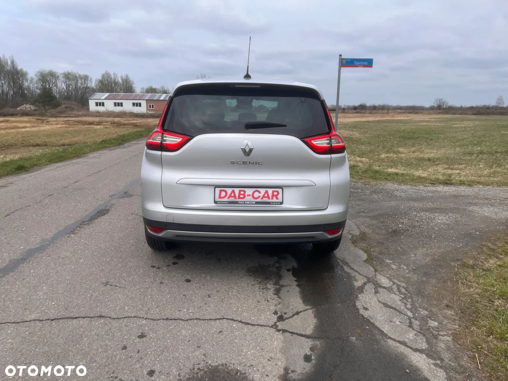 Renault Grand Scenic - 8