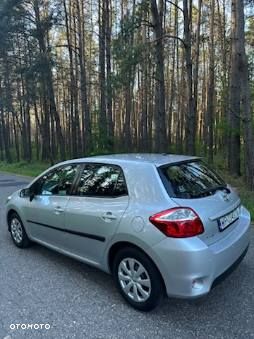 Toyota Auris 1.33 VVT-i Life - 10