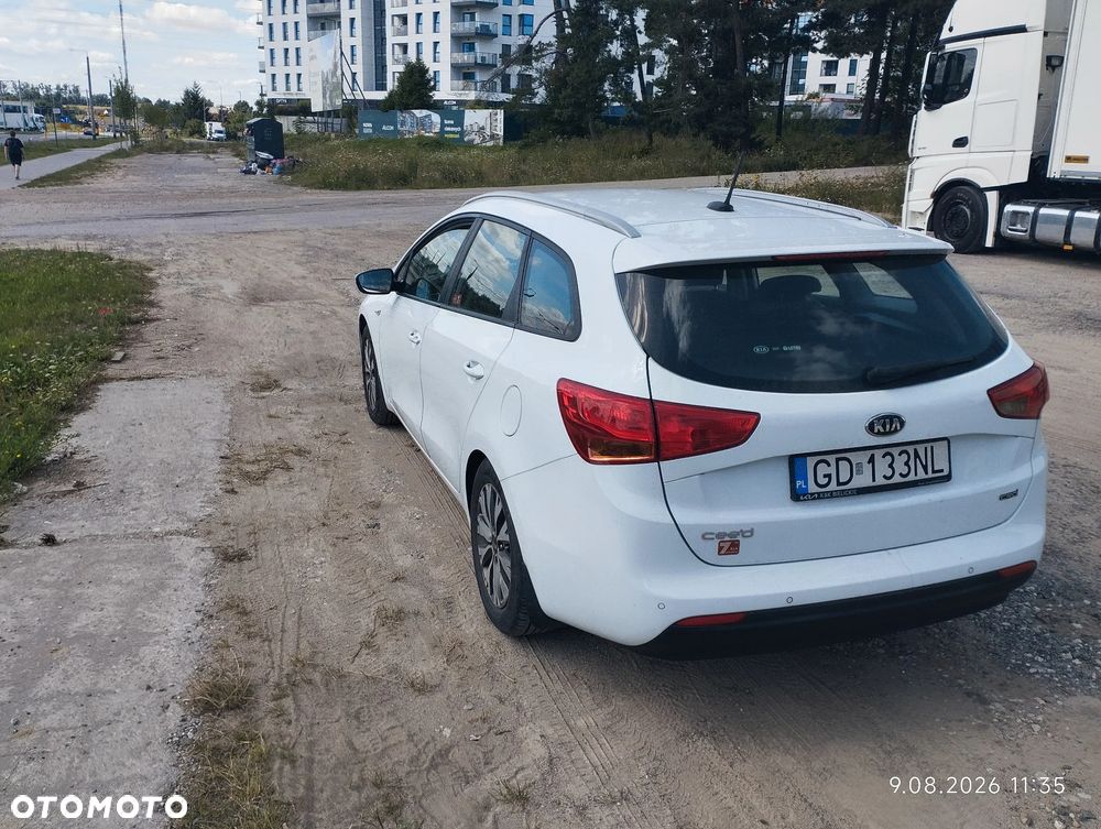 Kia Ceed 1.6 CRDi M - 8