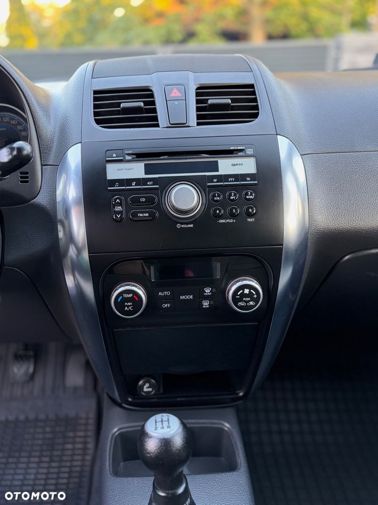 Fiat Sedici 1.6 16V 4x4 Emotion - 8