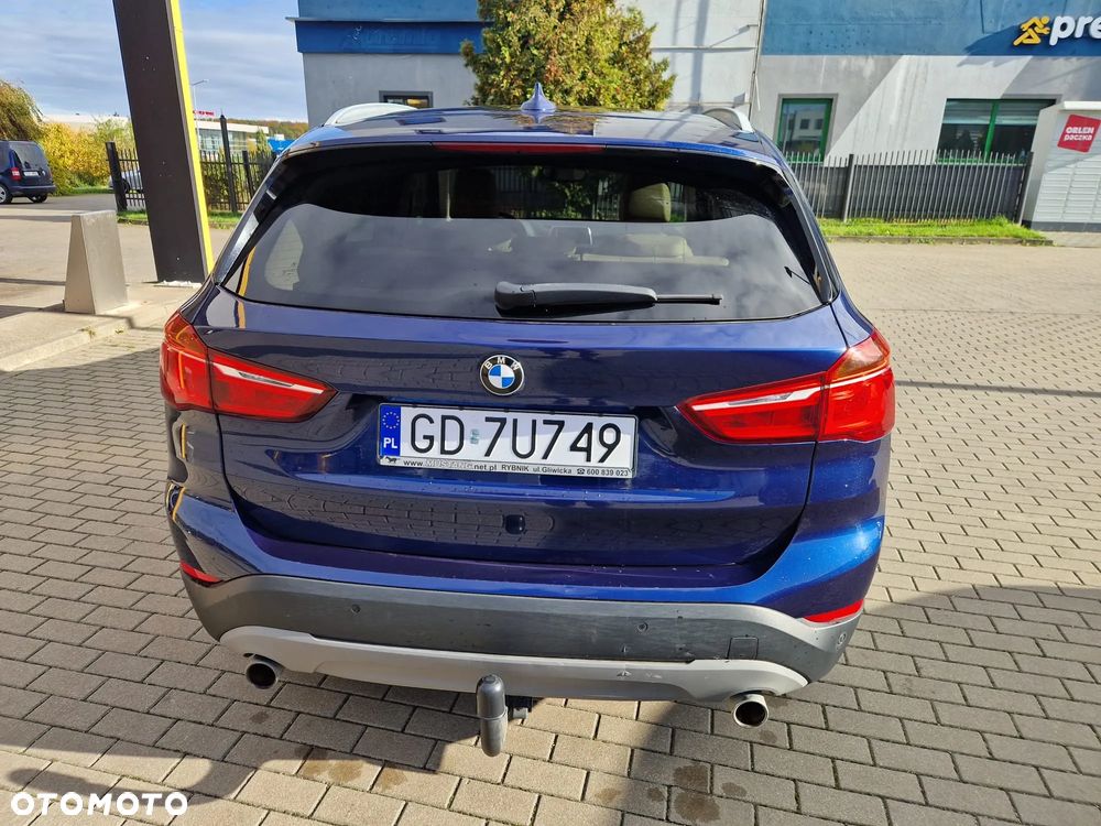 BMW X1 xDrive20d - 15