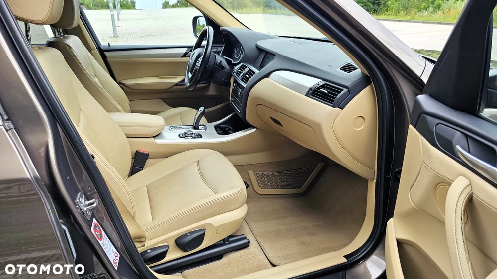 BMW X3 xDrive20d - 21