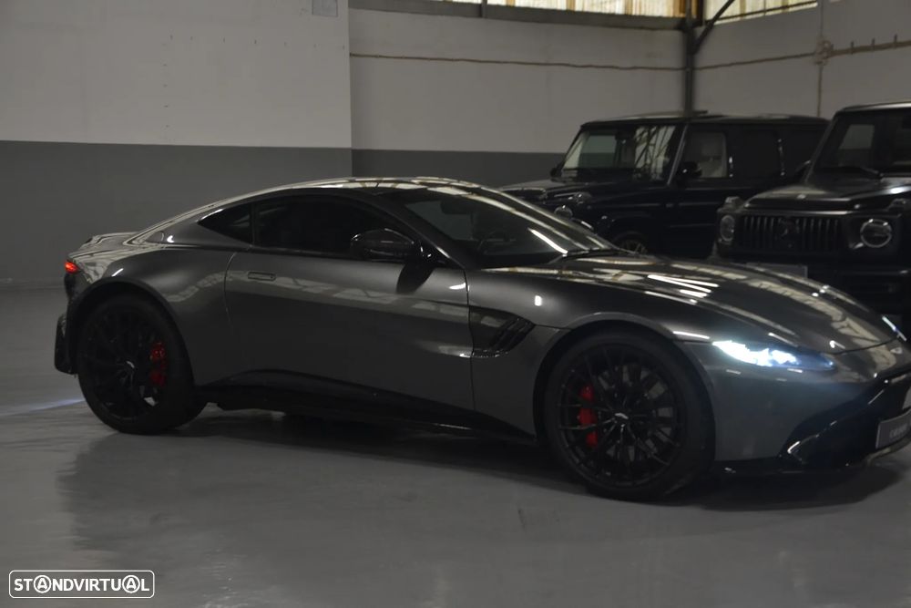 Aston Martin Vantage Coupe V8 - 13
