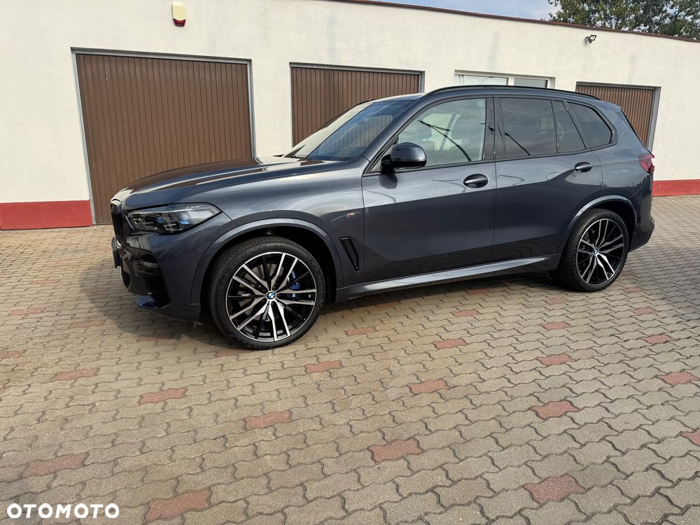 BMW X5 M50i - 2