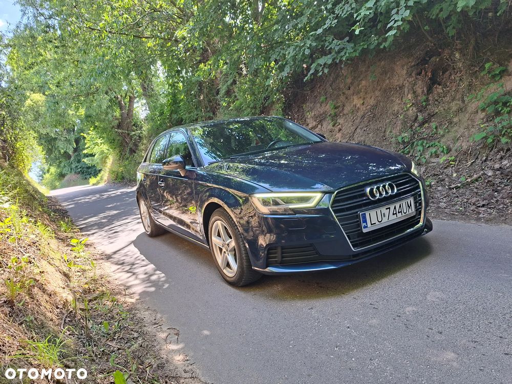 Audi A3 Sportback 1.6 TDI S tronic - 25