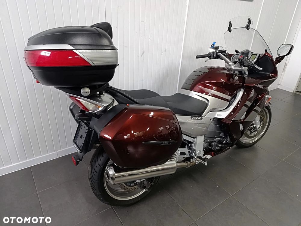 Yamaha FJR - 3