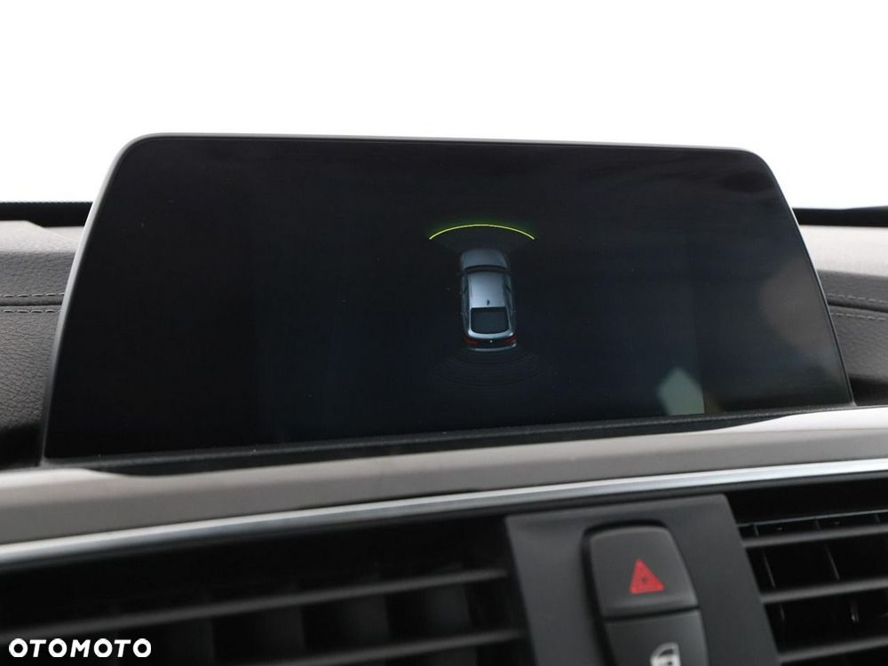BMW 3GT 320d Sport Line - 25