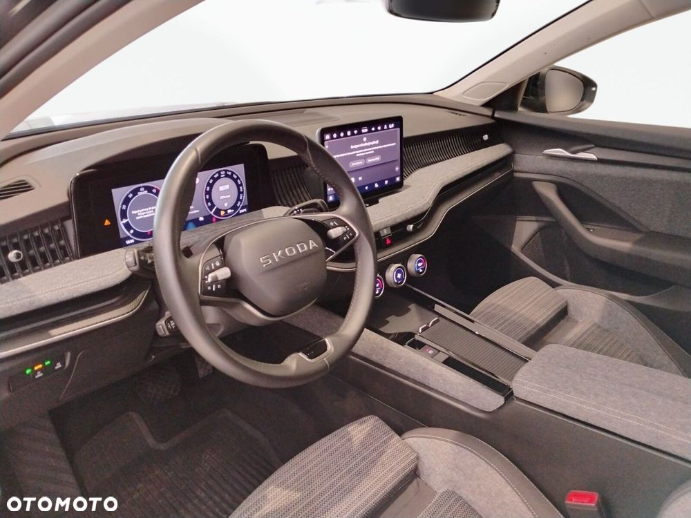 Skoda Superb 2.0 TDI SCR Selection DSG - 17