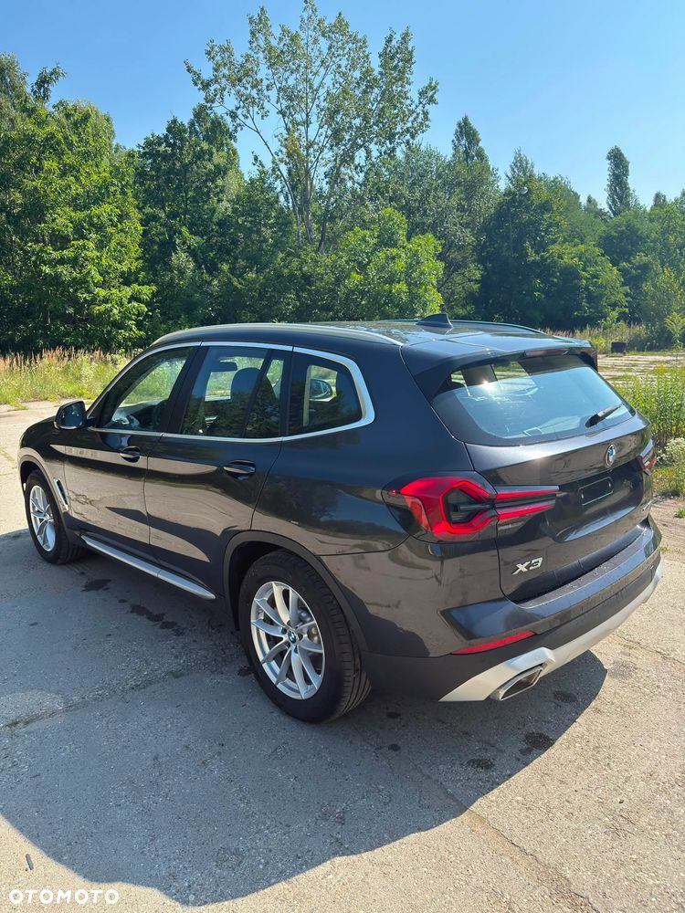 BMW X3 xDrive20i mHEV - 9