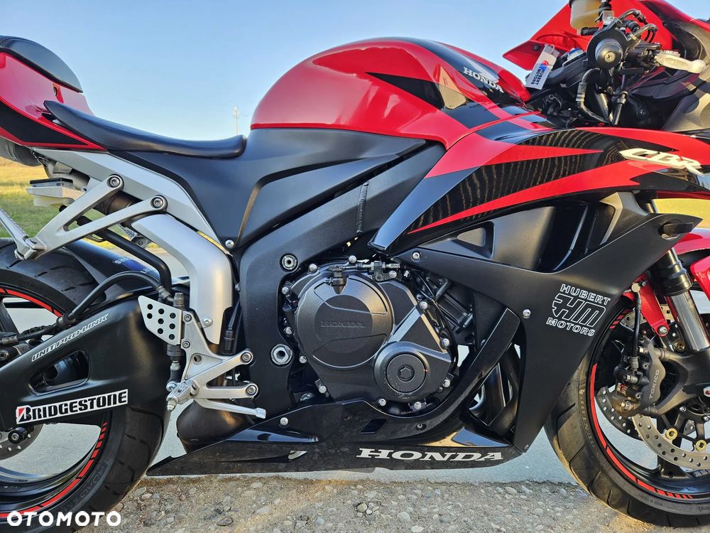 Honda CBR - 13