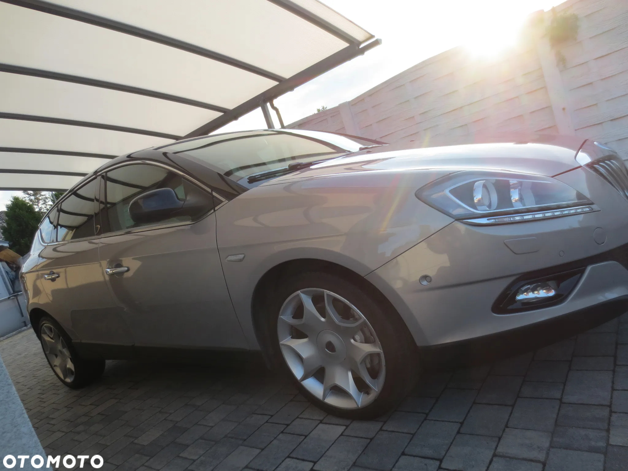 Lancia Delta 1.8 T-Jet Executive Sportronic - 18