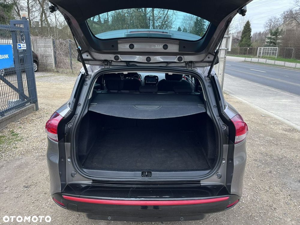 Renault Clio - 22